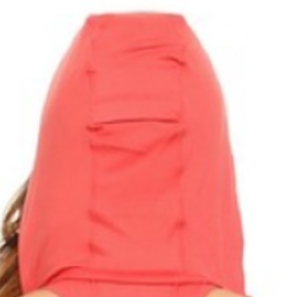 Yelete | Hooded Sports Bra Coral Caged Back - Picture 4 of 4